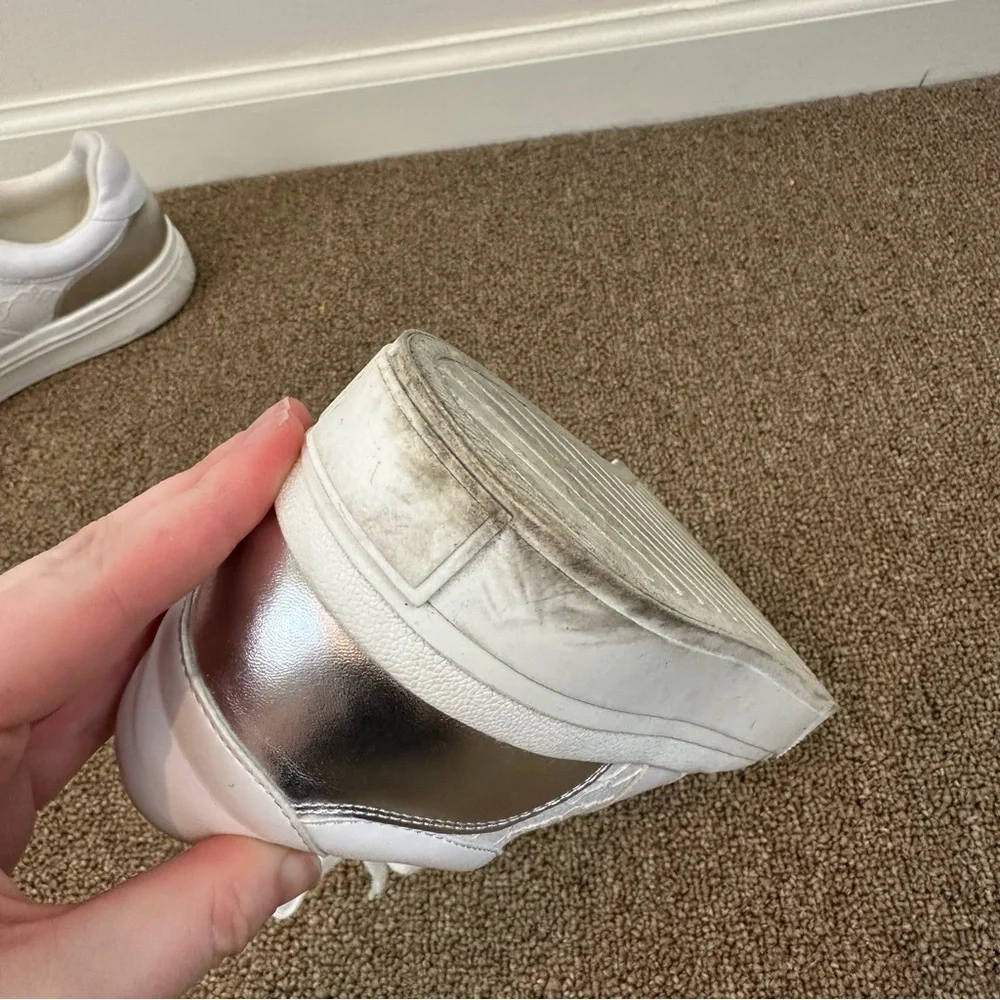 J/ Slides Metallic Trim Platform Sneaker 9.5 Women's